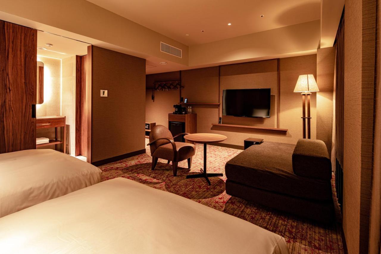 The Basics Fukuoka Hotel Fukuoka  Bagian luar foto