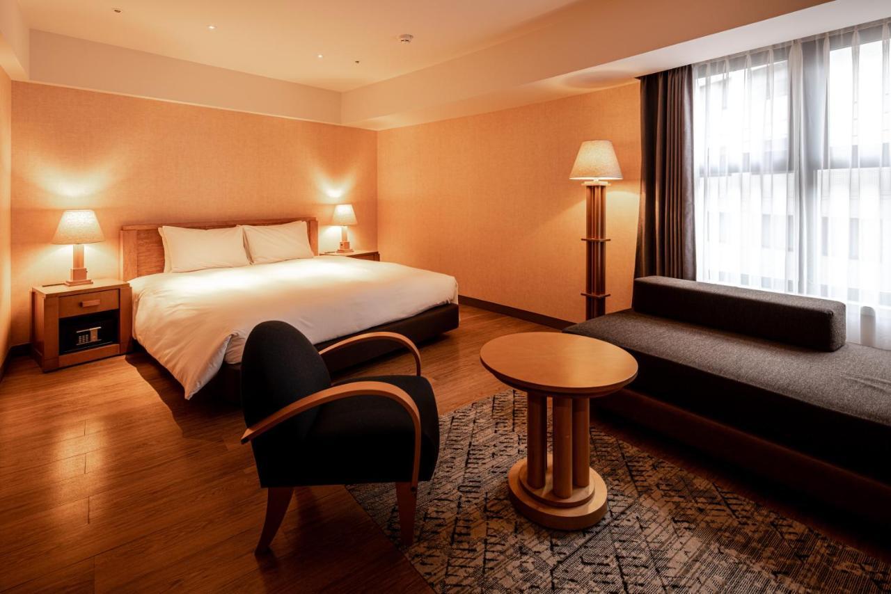 The Basics Fukuoka Hotel Fukuoka  Bagian luar foto